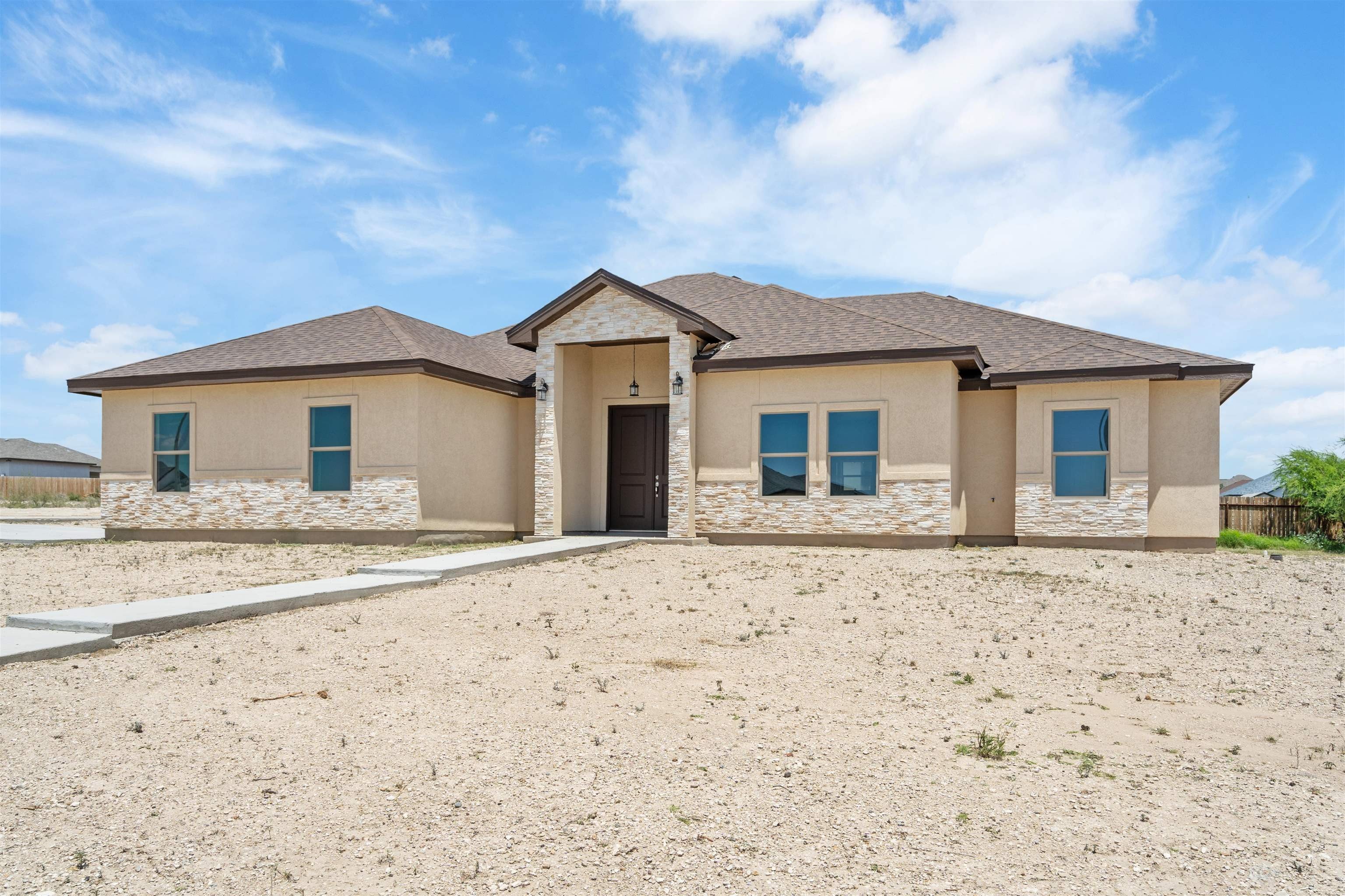 112 Little BigHorn Trail, Del Rio, TX 78840, 4 Bedrooms Bedrooms, ,3 BathroomsBathrooms,Residential,For Sale,112 Little BigHorn Trail,207224
