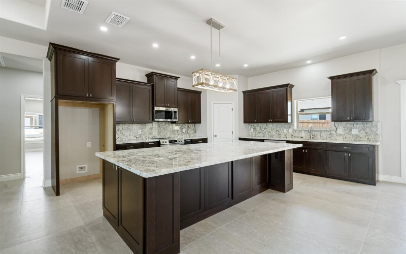 112 Little BigHorn Trail, Del Rio, TX 78840, 4 Bedrooms Bedrooms, ,3 BathroomsBathrooms,Residential,For Sale,112 Little BigHorn Trail,207224