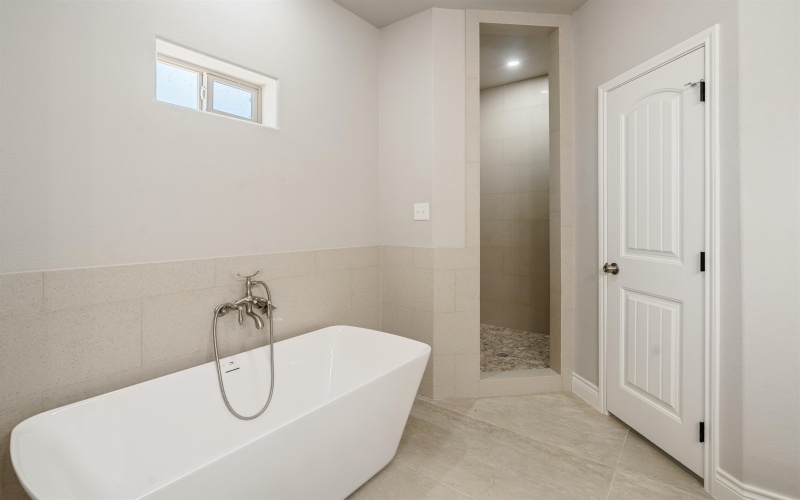 112 Little BigHorn Trail, Del Rio, TX 78840, 4 Bedrooms Bedrooms, ,3 BathroomsBathrooms,Residential,For Sale,112 Little BigHorn Trail,207224