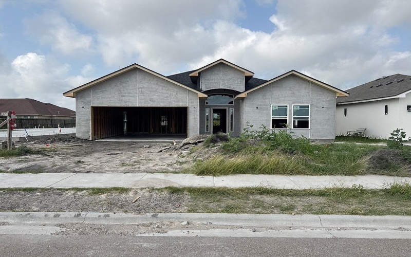 7617 Roman Drive, Corpus Christi, TX 78414, 4 Habitaciones Habitaciones , ,3 BañosBaños,Residential,En Venta,7617 Roman Drive,458317