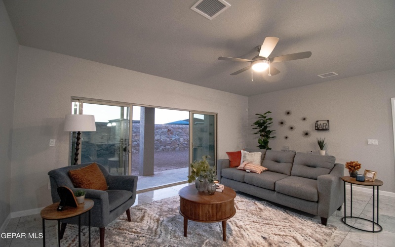 12728 Viendo Norte Drive, El Paso, TX 79934, 3 Habitaciones Habitaciones , ,2 BañosBaños,Residential,En Venta,12728 Viendo Norte Drive,925620