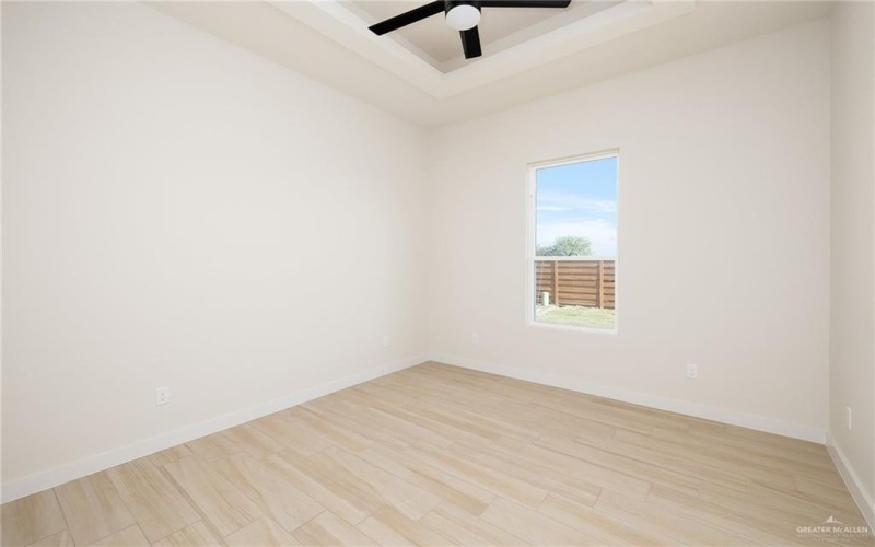 1912 Diplomat Drive, Edinburg, TX 78542, 3 Habitaciones Habitaciones , ,2 BañosBaños,Residential,En Venta,1912 Diplomat Drive,456536