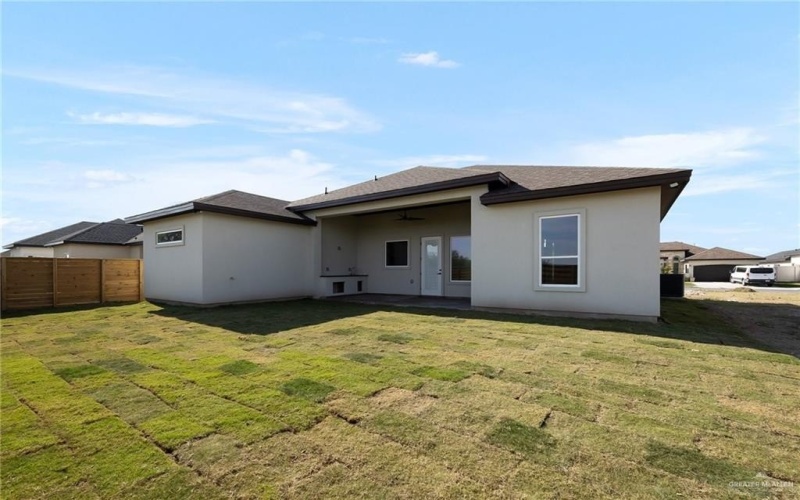 1912 Diplomat Drive, Edinburg, TX 78542, 3 Habitaciones Habitaciones , ,2 BañosBaños,Residential,En Venta,1912 Diplomat Drive,456536