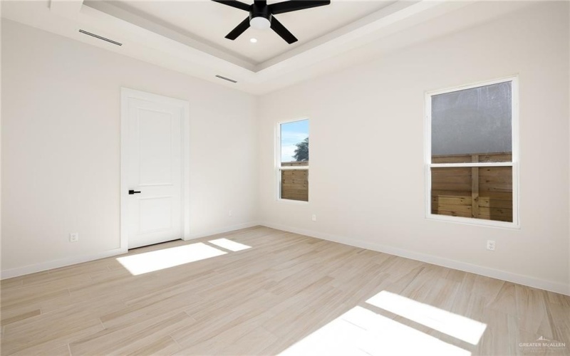 1912 Diplomat Drive, Edinburg, TX 78542, 3 Habitaciones Habitaciones , ,2 BañosBaños,Residential,En Venta,1912 Diplomat Drive,456536