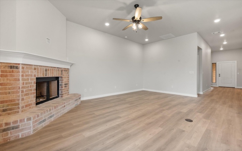 8618 29th Street, Lubbock, TX 79407, 4 Habitaciones Habitaciones , ,2 BañosBaños,Residential,En Venta,8618 29th Street,202557129