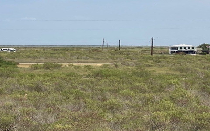 435 W Royal Oak Lane, Rockport, TX 78382, 3 Bedrooms Bedrooms, ,2 BathroomsBathrooms,Residential,For Sale,435 W Royal Oak Lane,454873