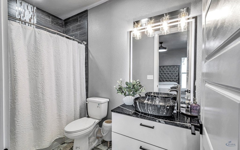 2701 Starling Dr, Midland, TX 79706, 4 Habitaciones Habitaciones , ,3 BañosBaños,Residential,En Venta,2701 Starling Dr,50083398