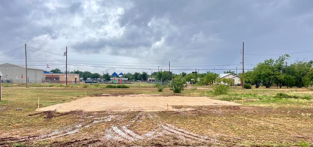 115 E 41st St, San Angelo, TX 76903, 3 Habitaciones Habitaciones , ,2 BañosBaños,Residential,En Venta,115 E 41st St,128122