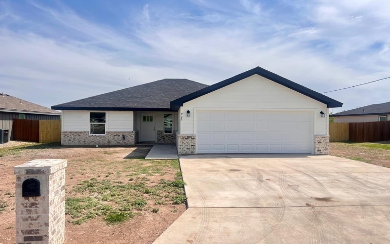 115 E 41st St, San Angelo, TX 76903, 3 Habitaciones Habitaciones , ,2 BañosBaños,Residential,En Venta,115 E 41st St,128122