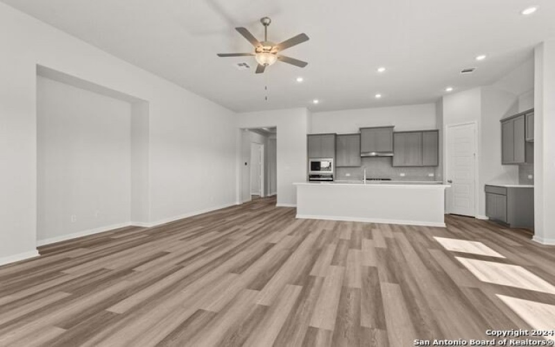 3233 Crosby Creek, Schertz, TX 78108, 4 Bedrooms Bedrooms, ,3 BathroomsBathrooms,Residential,For Sale,3233 Crosby Creek,1807717