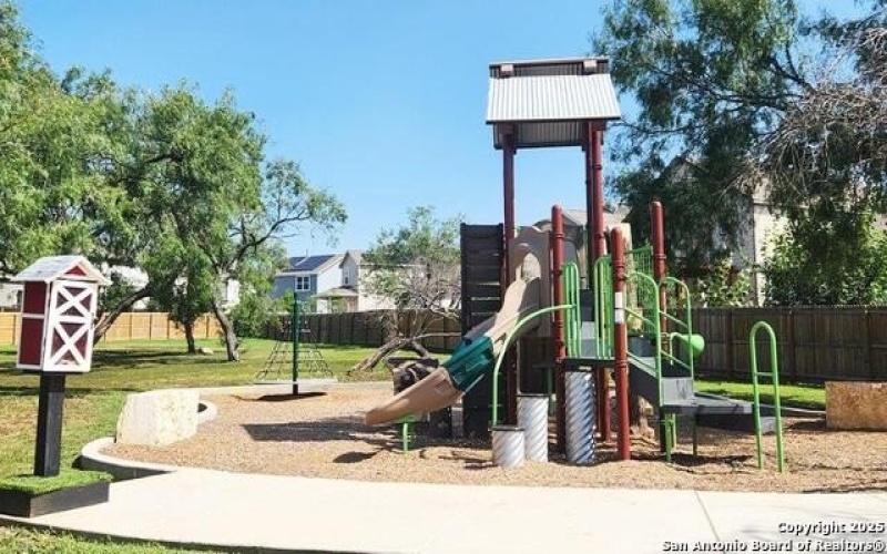 5714 Agate Circle, San Antonio, TX 78222, 4 Habitaciones Habitaciones , ,2 BañosBaños,Residential,En Venta,5714 Agate Circle,0,1880389