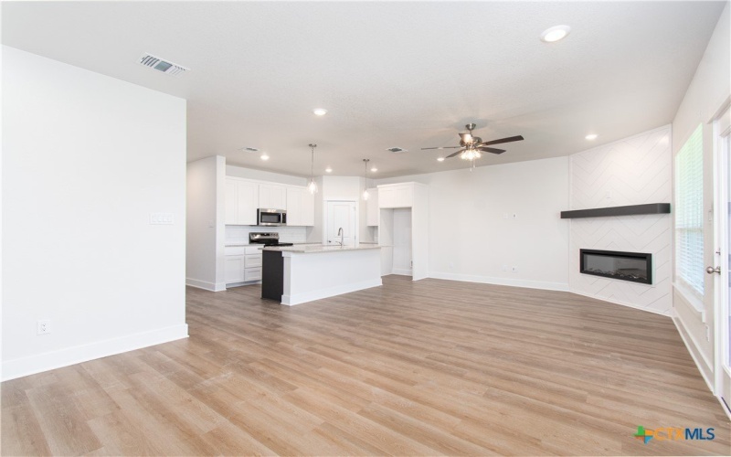 2041 Stillwell Street, Nolanville, TX 76559, 4 Habitaciones Habitaciones , ,2 BañosBaños,Residential,En Venta,2041 Stillwell Street,583474