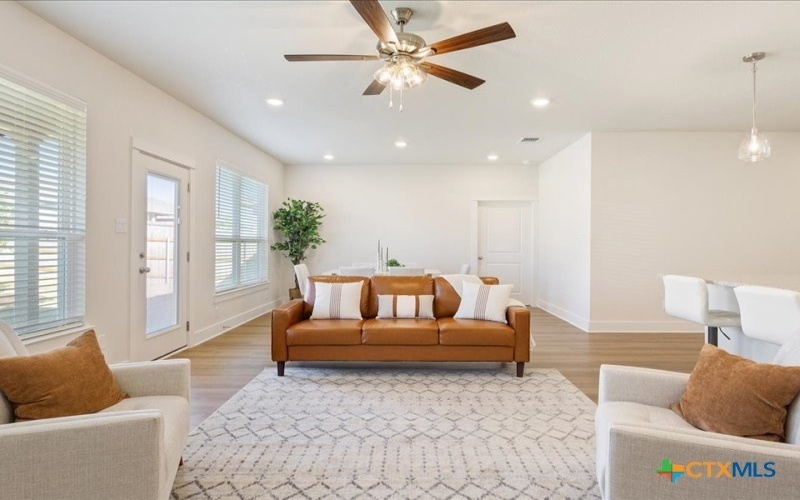 2041 Stillwell Street, Nolanville, TX 76559, 4 Habitaciones Habitaciones , ,2 BañosBaños,Residential,En Venta,2041 Stillwell Street,0,583474