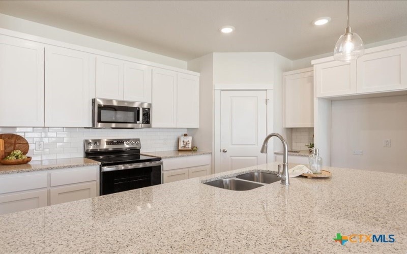 2041 Stillwell Street, Nolanville, TX 76559, 4 Habitaciones Habitaciones , ,2 BañosBaños,Residential,En Venta,2041 Stillwell Street,0,583474