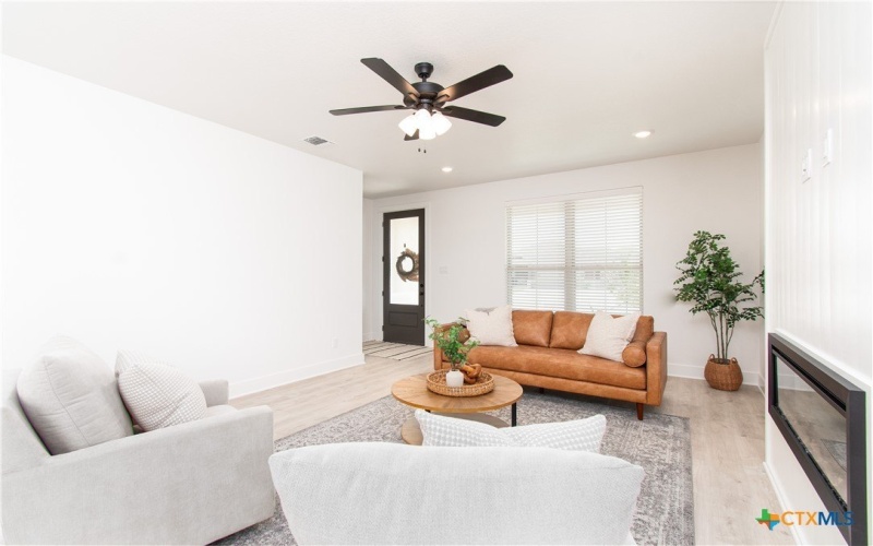 2013 Stillwell Street, Nolanville, TX 76559, 4 Bedrooms Bedrooms, ,3 BathroomsBathrooms,Residential,For Sale,2013 Stillwell Street,0,585268