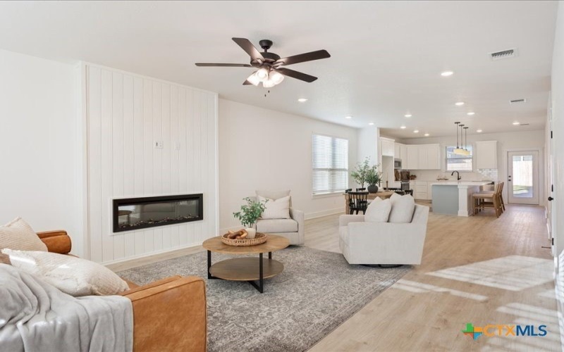 2013 Stillwell Street, Nolanville, TX 76559, 4 Bedrooms Bedrooms, ,3 BathroomsBathrooms,Residential,For Sale,2013 Stillwell Street,0,585268