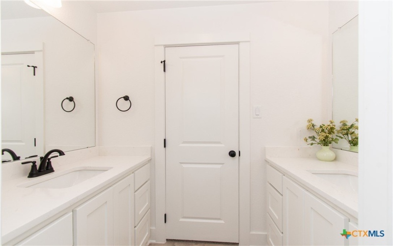 2013 Stillwell Street, Nolanville, TX 76559, 4 Bedrooms Bedrooms, ,3 BathroomsBathrooms,Residential,For Sale,2013 Stillwell Street,0,585268