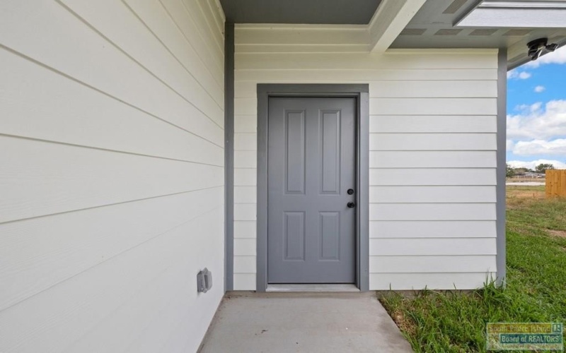 2832 Eliseo Villarreal Ave, Port Isabel, TX 78578, 3 Bedrooms Bedrooms, ,2 BathroomsBathrooms,Residential,For Sale,2832 Eliseo Villarreal Ave,103996
