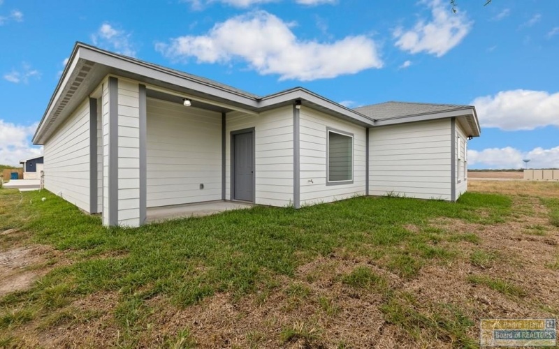 2832 Eliseo Villarreal Ave, Port Isabel, TX 78578, 3 Bedrooms Bedrooms, ,2 BathroomsBathrooms,Residential,For Sale,2832 Eliseo Villarreal Ave,103996