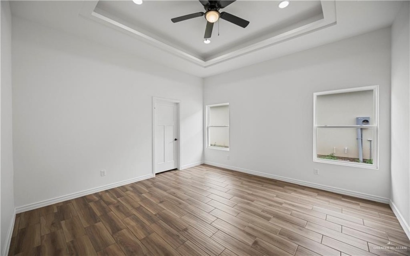 2413 N Woody Street, Edinburg, TX 78541, 3 Habitaciones Habitaciones , ,2 BañosBaños,Residential,En Venta,2413 N Woody Street,475072