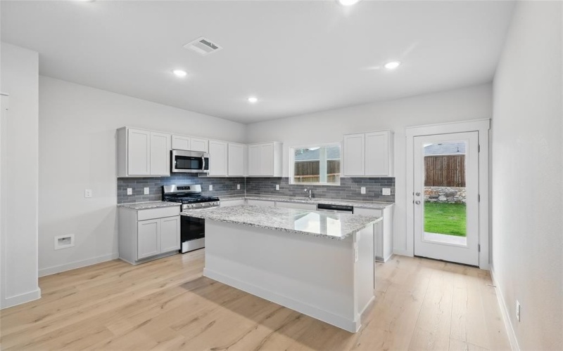 1325 Cider Street, Forney, TX 75126, 3 Habitaciones Habitaciones , ,2 BañosBaños,Residential,En Venta,1325 Cider Street,20781335