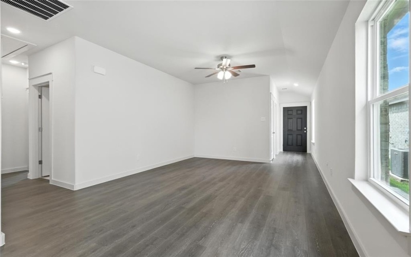 1157 Baker Bridge Drive, Forney, TX 75126, 3 Habitaciones Habitaciones , ,2 BañosBaños,Residential,En Venta,1157 Baker Bridge Drive,20856223
