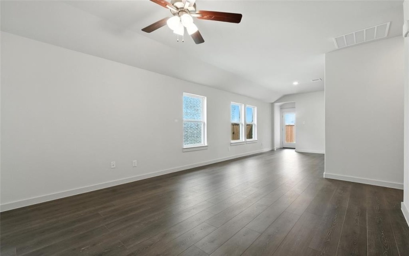 1157 Baker Bridge Drive, Forney, TX 75126, 3 Habitaciones Habitaciones , ,2 BañosBaños,Residential,En Venta,1157 Baker Bridge Drive,20856223