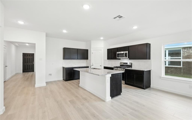 1014 Highgate Road, Forney, TX 75126, 4 Habitaciones Habitaciones , ,2 BañosBaños,Residential,En Venta,1014 Highgate Road,20867197