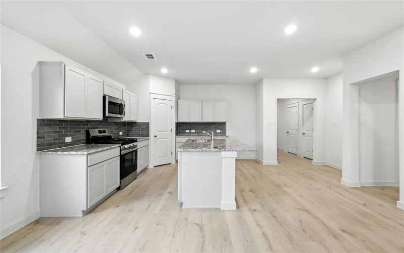 708 Jack Street, Lowry Crossing, TX 75069, 5 Bedrooms Bedrooms, ,3 BathroomsBathrooms,Residential,For Sale,708 Jack Street,20877280