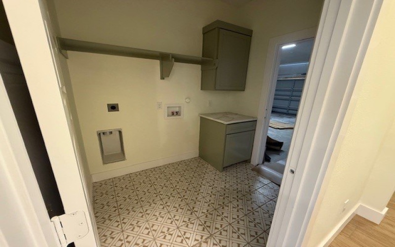 2761 Camargo Drive, Corpus Christi, TX 78415, 3 Bedrooms Bedrooms, ,2 BathroomsBathrooms,Residential,For Sale,2761 Camargo Drive,458374