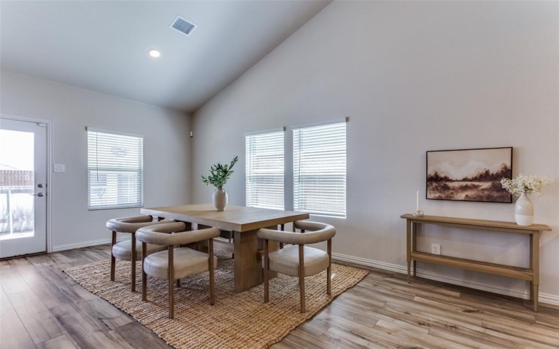 11025 Texanum Trail, Fort Worth, TX 76108, 5 Habitaciones Habitaciones , ,3 BañosBaños,Residential,En Venta,11025 Texanum Trail,20962050