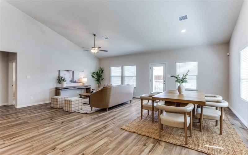 11025 Texanum Trail, Fort Worth, TX 76108, 5 Habitaciones Habitaciones , ,3 BañosBaños,Residential,En Venta,11025 Texanum Trail,20962050