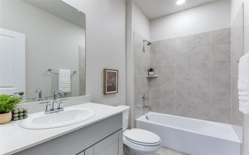 11025 Texanum Trail, Fort Worth, TX 76108, 5 Habitaciones Habitaciones , ,3 BañosBaños,Residential,En Venta,11025 Texanum Trail,20962050