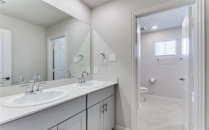 11025 Texanum Trail, Fort Worth, TX 76108, 5 Habitaciones Habitaciones , ,3 BañosBaños,Residential,En Venta,11025 Texanum Trail,20962050