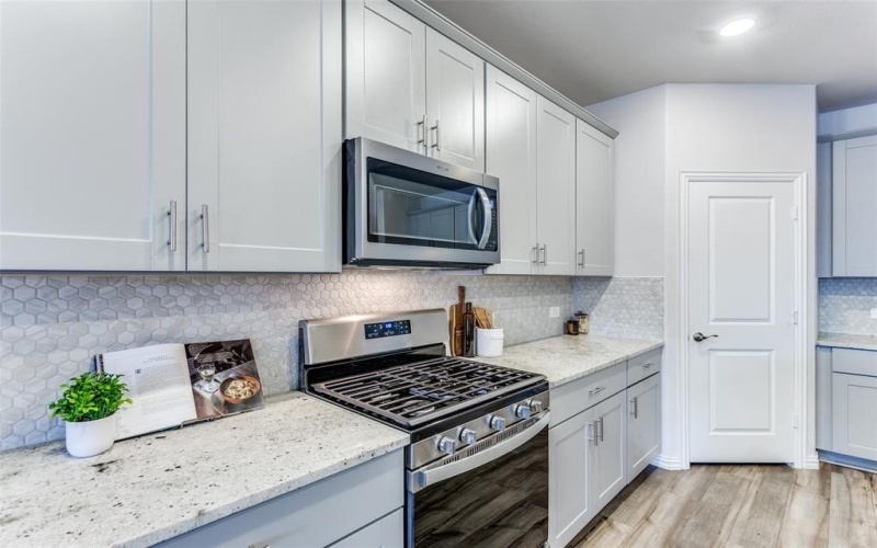 11025 Texanum Trail, Fort Worth, TX 76108, 5 Habitaciones Habitaciones , ,3 BañosBaños,Residential,En Venta,11025 Texanum Trail,20962050