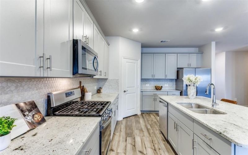 11025 Texanum Trail, Fort Worth, TX 76108, 5 Habitaciones Habitaciones , ,3 BañosBaños,Residential,En Venta,11025 Texanum Trail,20962050