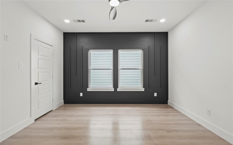 2612 Peabody Avenue, Dallas, TX 75215, 3 Bedrooms Bedrooms, ,2 BathroomsBathrooms,Residential,For Sale,2612 Peabody Avenue,20984739