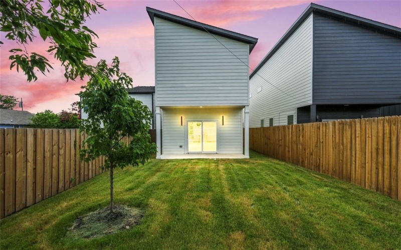 2612 Peabody Avenue, Dallas, TX 75215, 3 Bedrooms Bedrooms, ,2 BathroomsBathrooms,Residential,For Sale,2612 Peabody Avenue,20984739