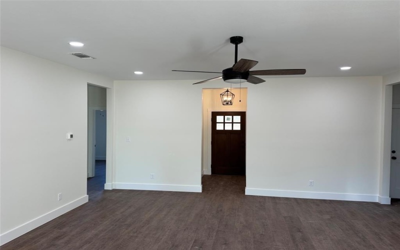 204 Ella Street, Whitesboro, TX 76273, 3 Habitaciones Habitaciones , ,2 BañosBaños,Residential,En Venta,204 Ella Street,20984815