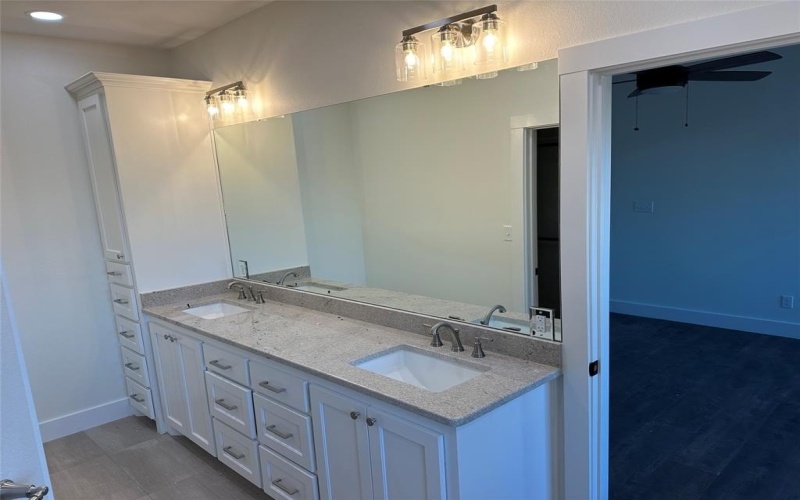 204 Ella Street, Whitesboro, TX 76273, 3 Habitaciones Habitaciones , ,2 BañosBaños,Residential,En Venta,204 Ella Street,20984815