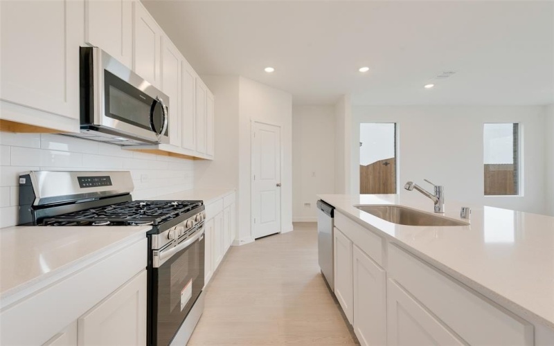 2613 Wispy Creek Drive, Fort Worth, TX 76108, 4 Bedrooms Bedrooms, ,2 BathroomsBathrooms,Residential,For Sale,2613 Wispy Creek Drive,20987095