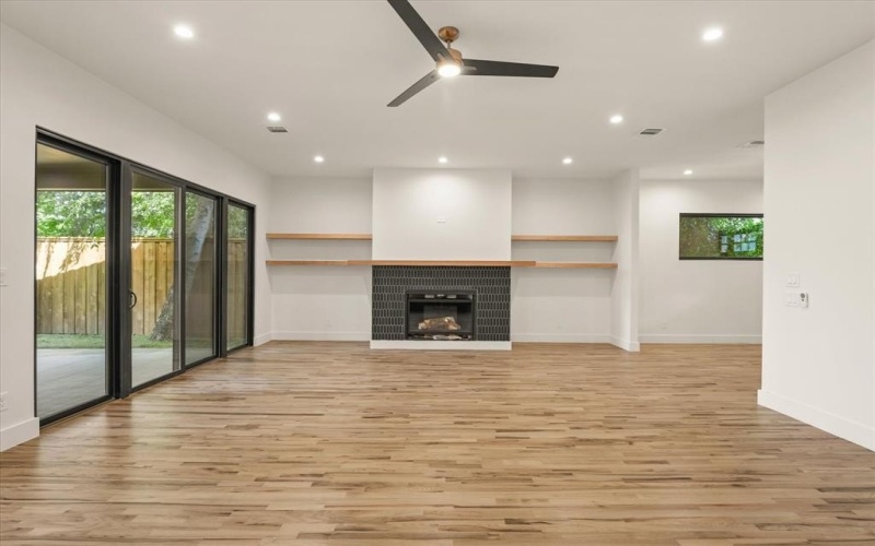 1030 Parkview Avenue, Dallas, TX 75223, 4 Bedrooms Bedrooms, ,3 BathroomsBathrooms,Residential,For Sale,1030 Parkview Avenue,0,20987532