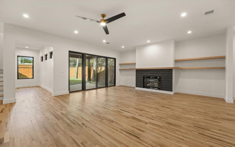 1030 Parkview Avenue, Dallas, TX 75223, 4 Bedrooms Bedrooms, ,3 BathroomsBathrooms,Residential,For Sale,1030 Parkview Avenue,0,20987532