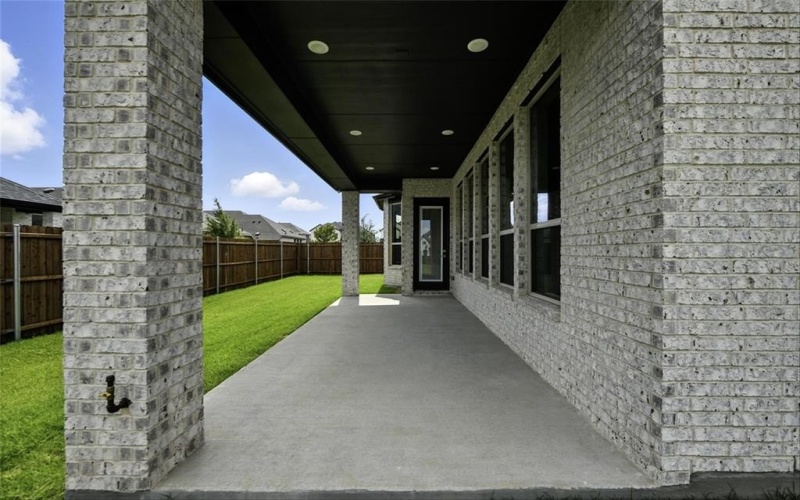 16457 Hemlock Tree Drive, Fort Worth, TX 76247, 5 Bedrooms Bedrooms, ,6 BathroomsBathrooms,Residential,For Sale,16457 Hemlock Tree Drive,20987600