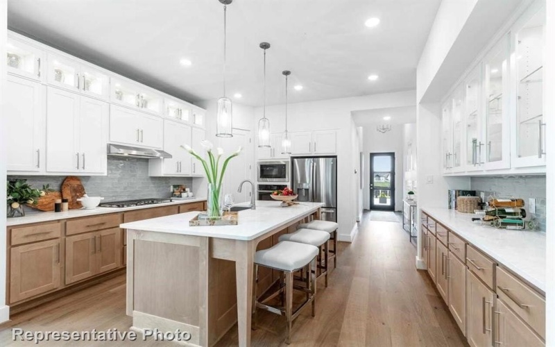 3728 American Paint Drive, Aubrey, TX 76227, 4 Habitaciones Habitaciones , ,5 BañosBaños,Residential,En Venta,3728 American Paint Drive,20987638