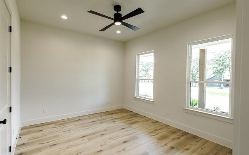 2809 Private Access, Burleson, TX 76058, 4 Bedrooms Bedrooms, ,5 BathroomsBathrooms,Residential,For Sale,2809 Private Access,20987639