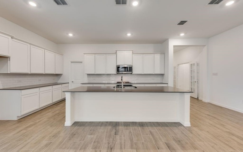 717 Enys Way, McKinney, TX 75069, 4 Bedrooms Bedrooms, ,3 BathroomsBathrooms,Residential,For Sale,717 Enys Way,20987663