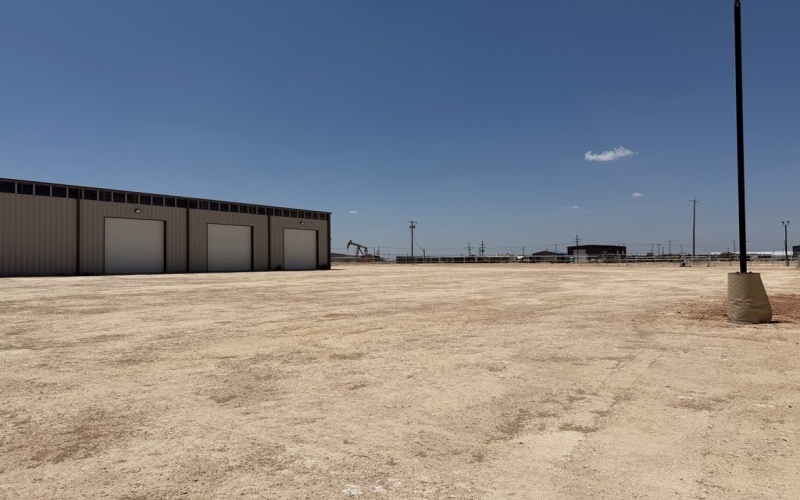 241 E Gladiator St, Odessa, TX 79766, ,Commercial Sale,En Venta,241 E Gladiator St,161394