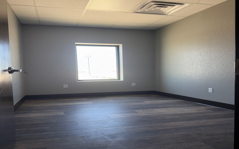 241 E Gladiator St, Odessa, TX 79766, ,Commercial Sale,En Venta,241 E Gladiator St,161394