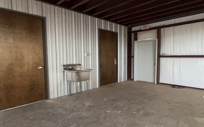 241 E Gladiator St, Odessa, TX 79766, ,Commercial Sale,En Venta,241 E Gladiator St,161394